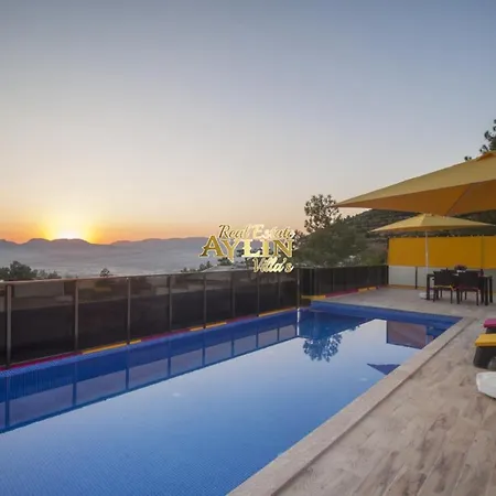 Villa Super Luxury Five Star With Private Pool